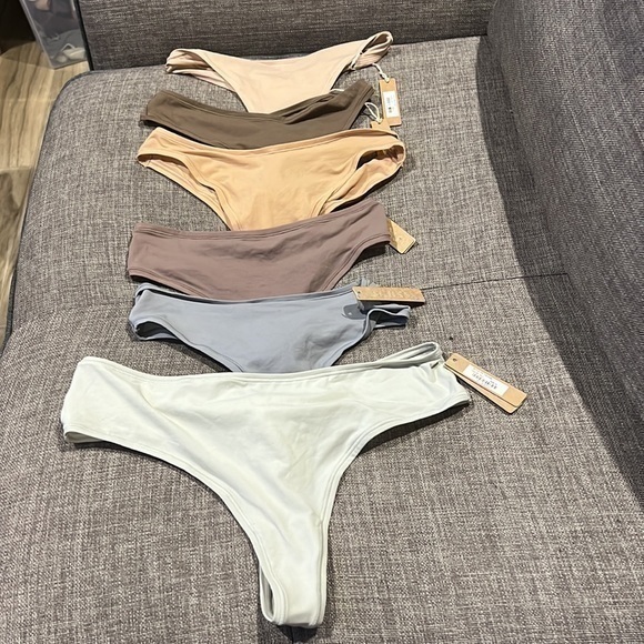 SKIMS Other - Skims Fits Everybody  Thong